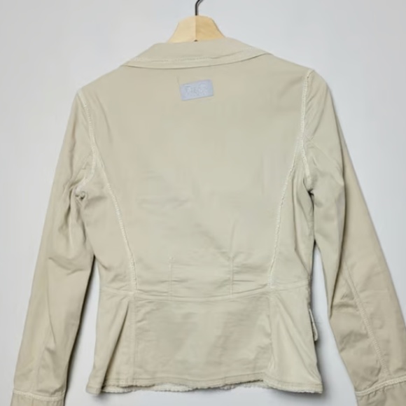 Women's Cream Blazer - Picture 15 of 17